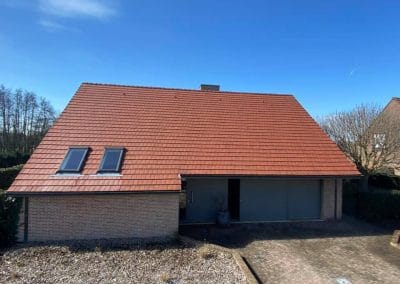 Hetzelfde dak in Zelzate proper na de ontmossing
